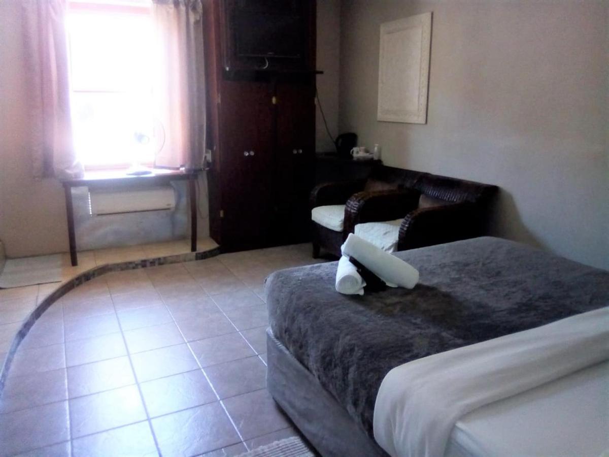 Bread And Barrel Guesthouse Bellville Kapsztad Zewnętrze zdjęcie