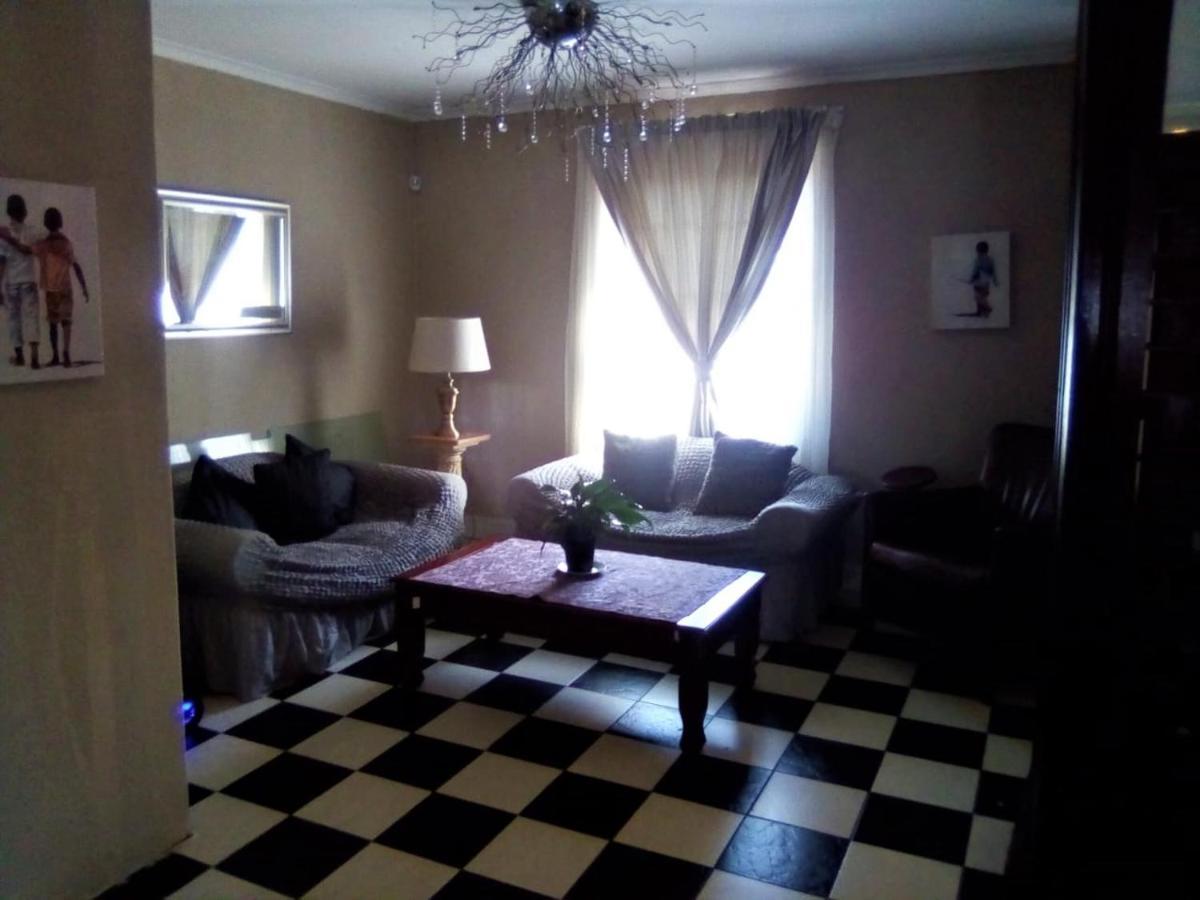 Bread And Barrel Guesthouse Bellville Kapsztad Zewnętrze zdjęcie